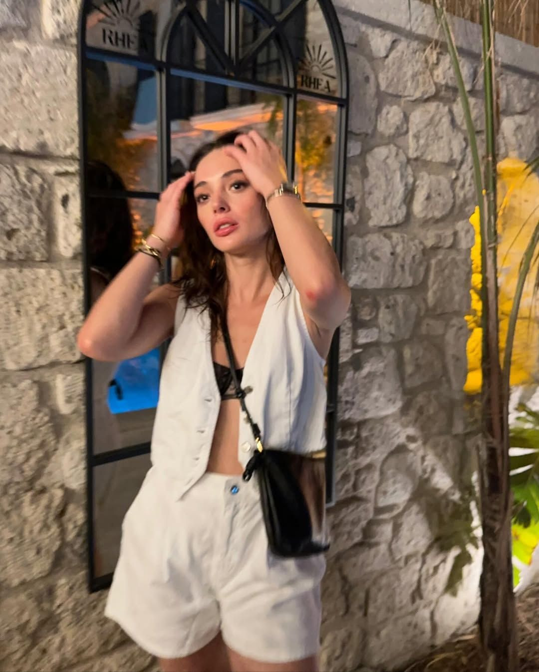 Rabia Soytürk, küvetteki pozlarıyla nefes kesti - Sayfa 3