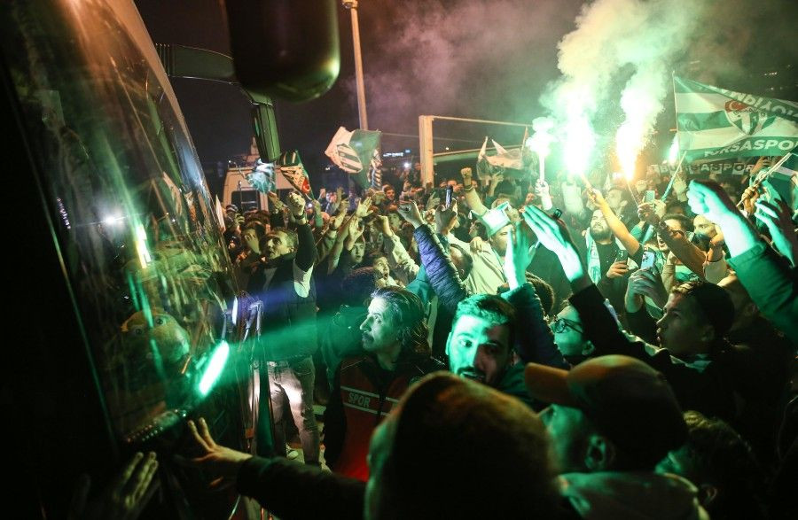 Bursa şehri şampiyonluk için ayakta: Kutlamalar sabaha kadar! - Sayfa 3