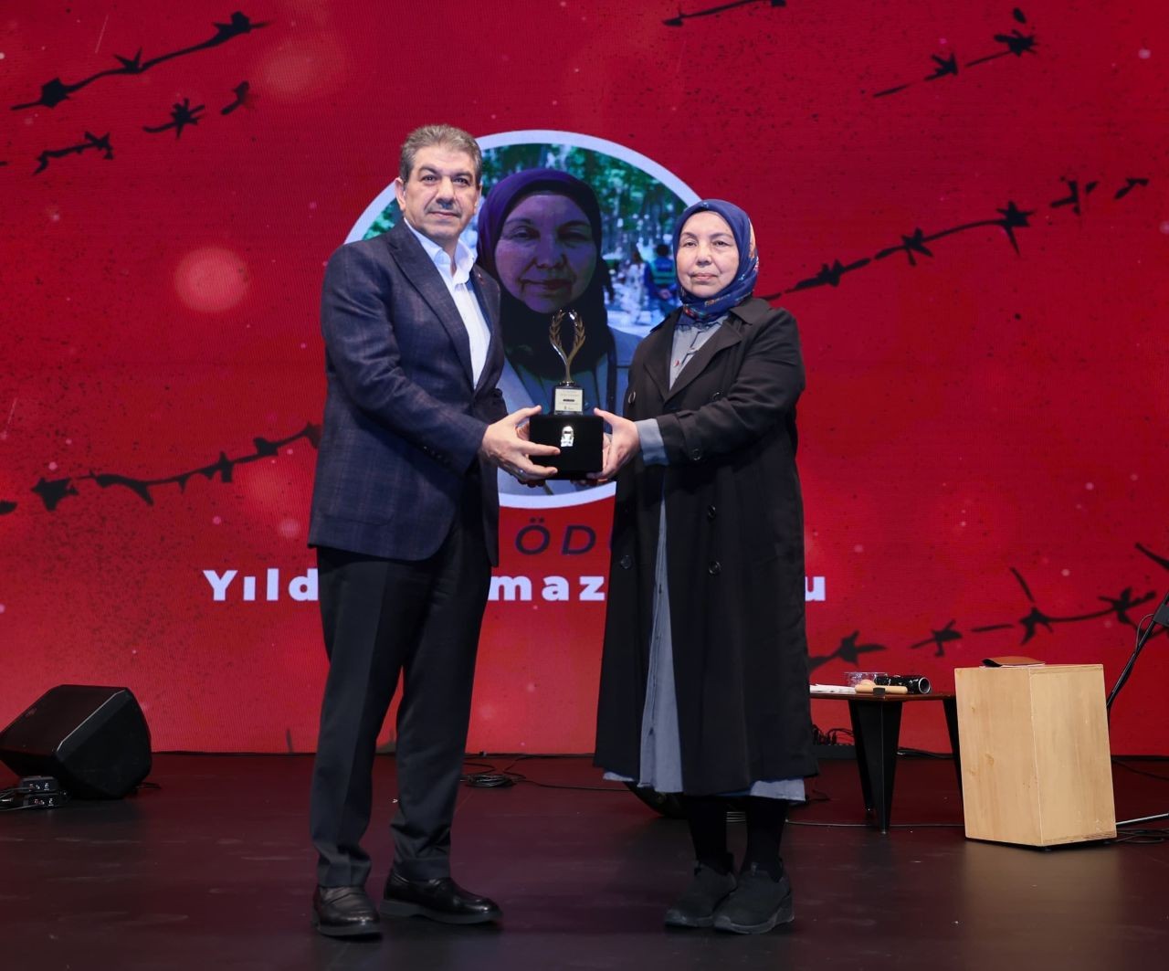 5. Esenler Öykü Günleri’nde “Direniş ve Gazze” rüzgârı! Onur ödülleri sahiplerini buldu - Sayfa 4