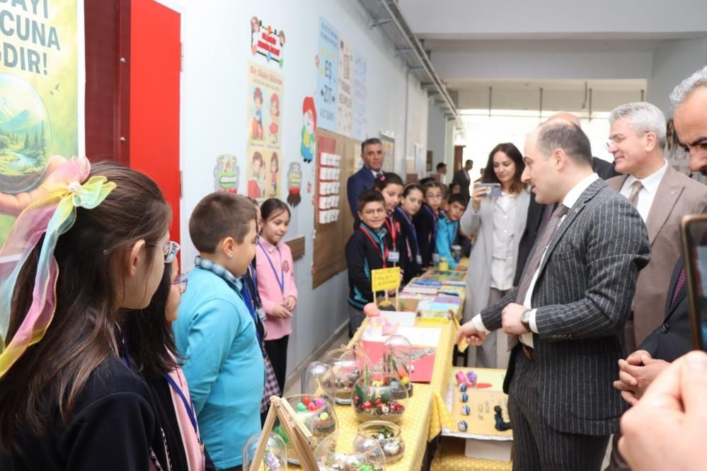 Oltu’da öğrencilerin bilim şenliği sergisi büyük ilgi gördü - Sayfa 9