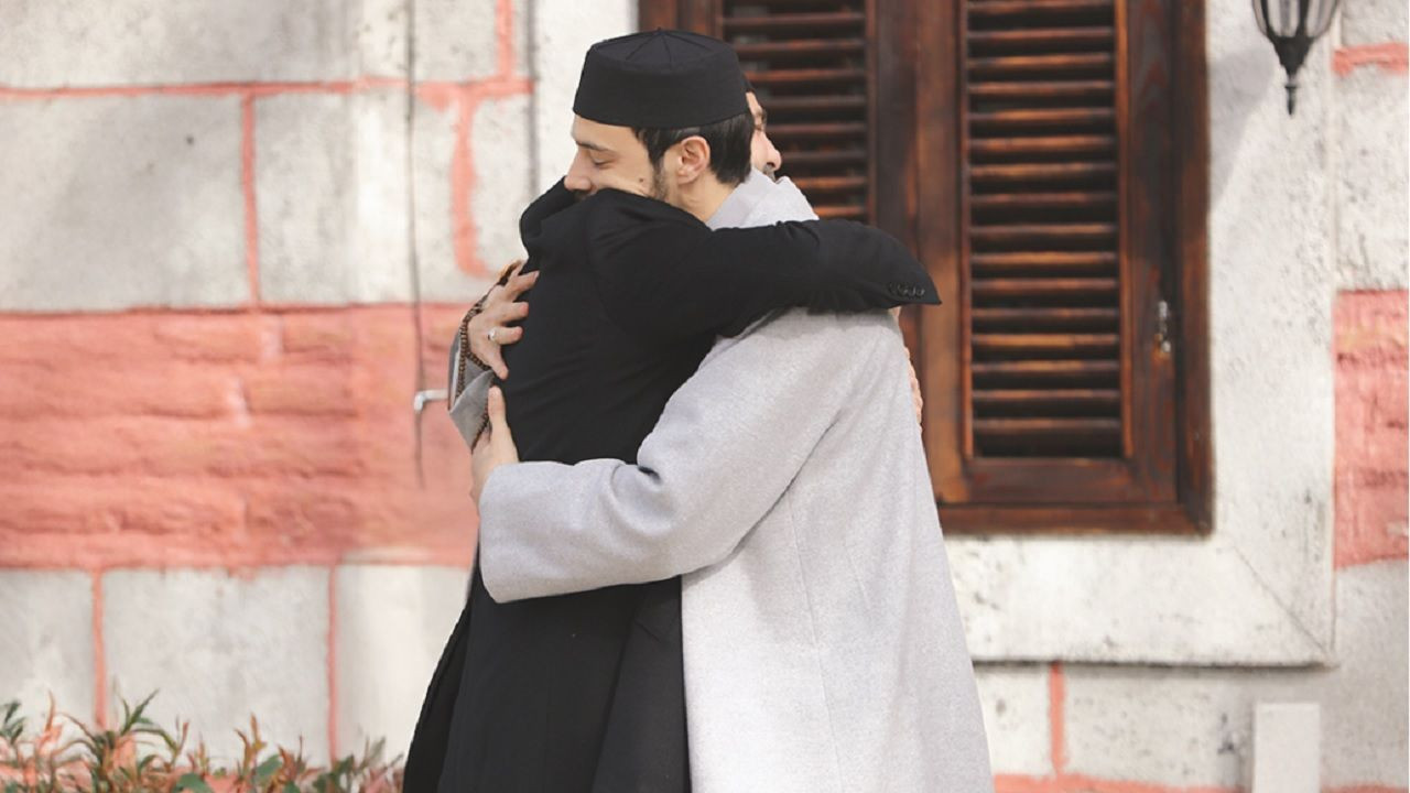 Kızıl Goncalar'da Meryem şoku! Meryem mücadeleyi kazanacak mı? - Sayfa 1