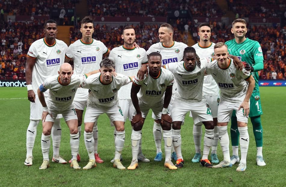 Sivasspor ve Alanyaspor küme düştü, Galatasaray şampiyon! İşte yapay zekanın Süper Lig tahmini - Sayfa 6