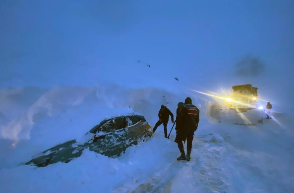 Bayburt’ta kar esareti: Dumlu Yaylası’nda mahsur kalan 4 yabancı kurtarıldı - Sayfa 2
