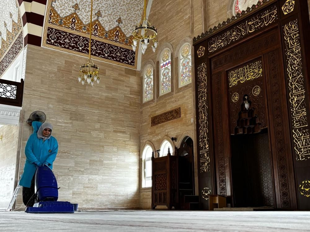 Çorum’da camiler pırıl pırıl: Belediye hijyen için kolları sıvadı - Sayfa 1