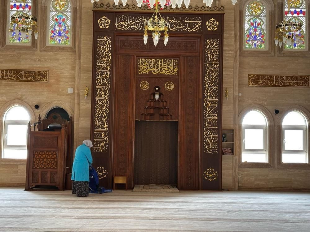 Çorum’da camiler pırıl pırıl: Belediye hijyen için kolları sıvadı - Sayfa 2