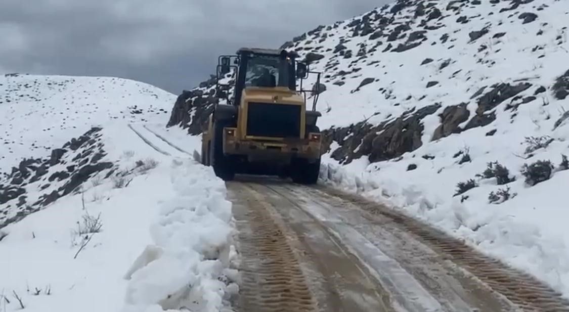 Batman’da kar engeli! 7 köy ve mezra yolu kapandı, ekipler seferber - Sayfa 3