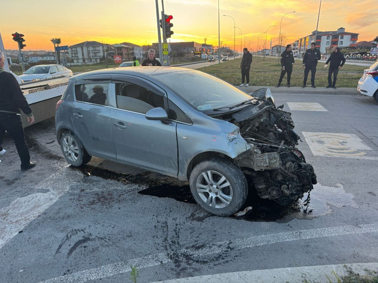 Sakarya’da dramatik kaza! Yangına koşan itfaiye aracı başka bir araca çarptı! 2 kişi yaralandı - Sayfa 3