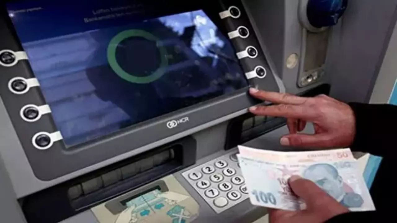 ATM'lerde para çekme limitleri değişti! İşte banka banka güncel limitler - Sayfa 1