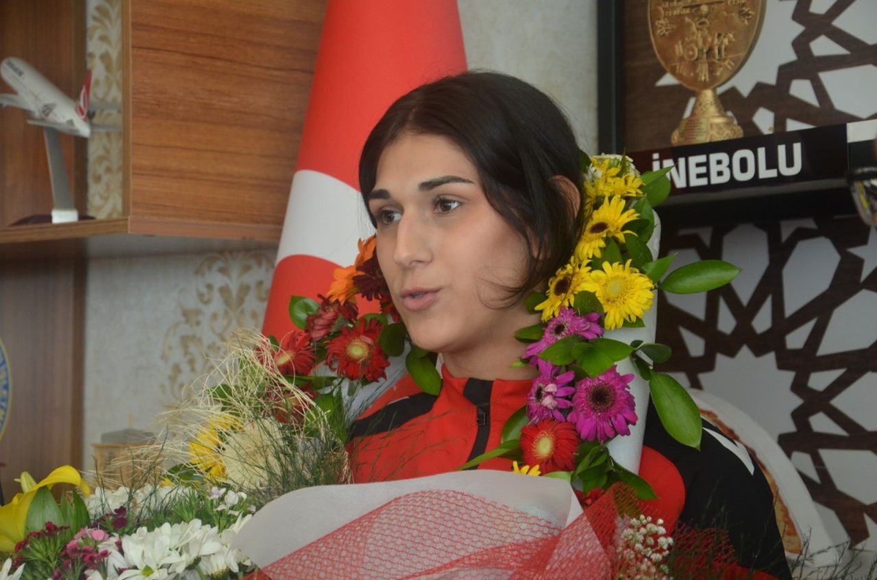 Avrupa şampiyonu milli taekwondocu Evra Alıcı memleketi Kastamonu'da çiçeklerle karşılandı - Sayfa 3