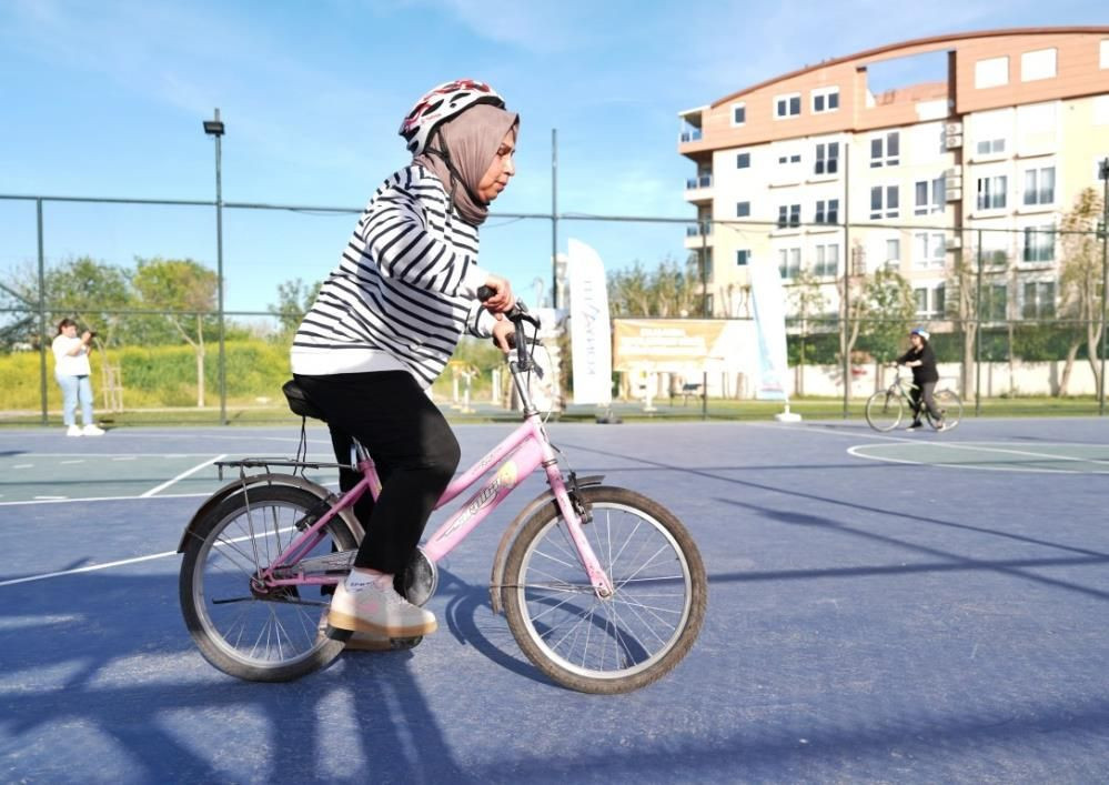 Konyaaltı’nda bisiklet heyecanı: “Sporla Güzel” sloganıyla her yaşta eğitim - Sayfa 4