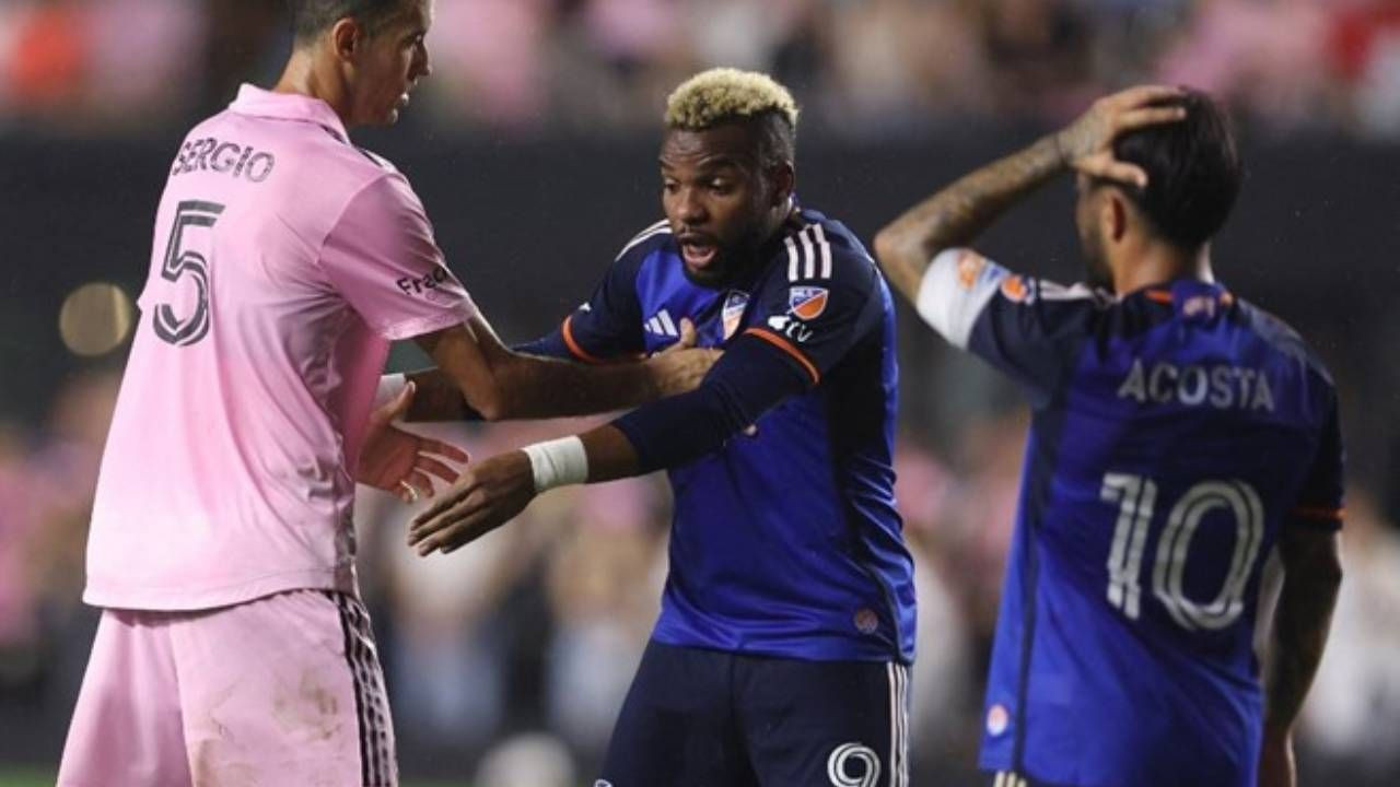 Aaron Boupendza 11. kattan düşerek hayatını kaybetti! Trajik ölümle ilgili intihar şüphesi - Sayfa 6