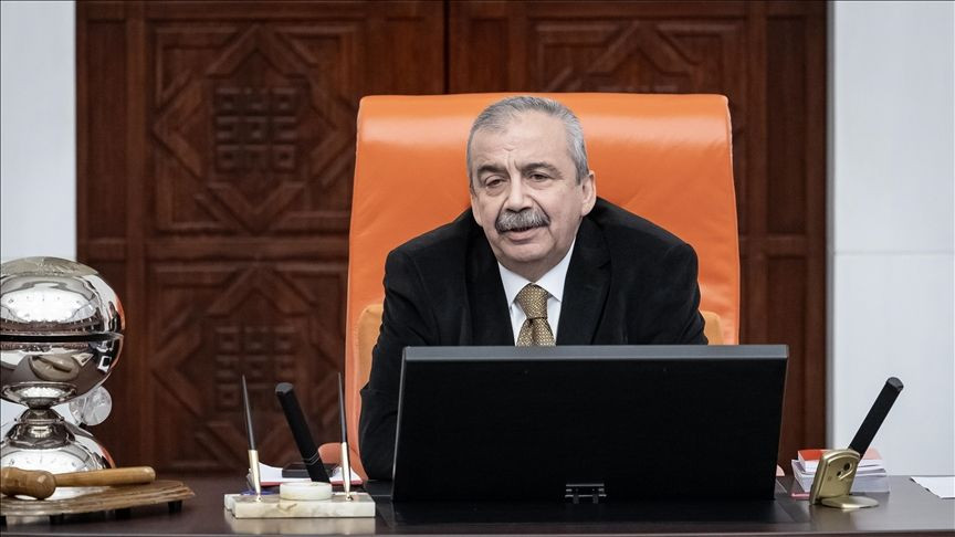 Ünlü isimler Sırrı Süreyya Önder için hastaneye koştu - Sayfa 1