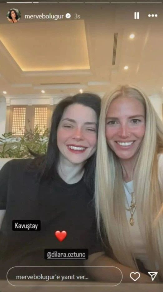 Küçük Sırlar’ın Heves ve Ayşegül’ü yıllar sonra buluştu: Merve Boluğur ve Dilara Öztunç’un kavuşması sosyal medyayı salladı - Sayfa 4