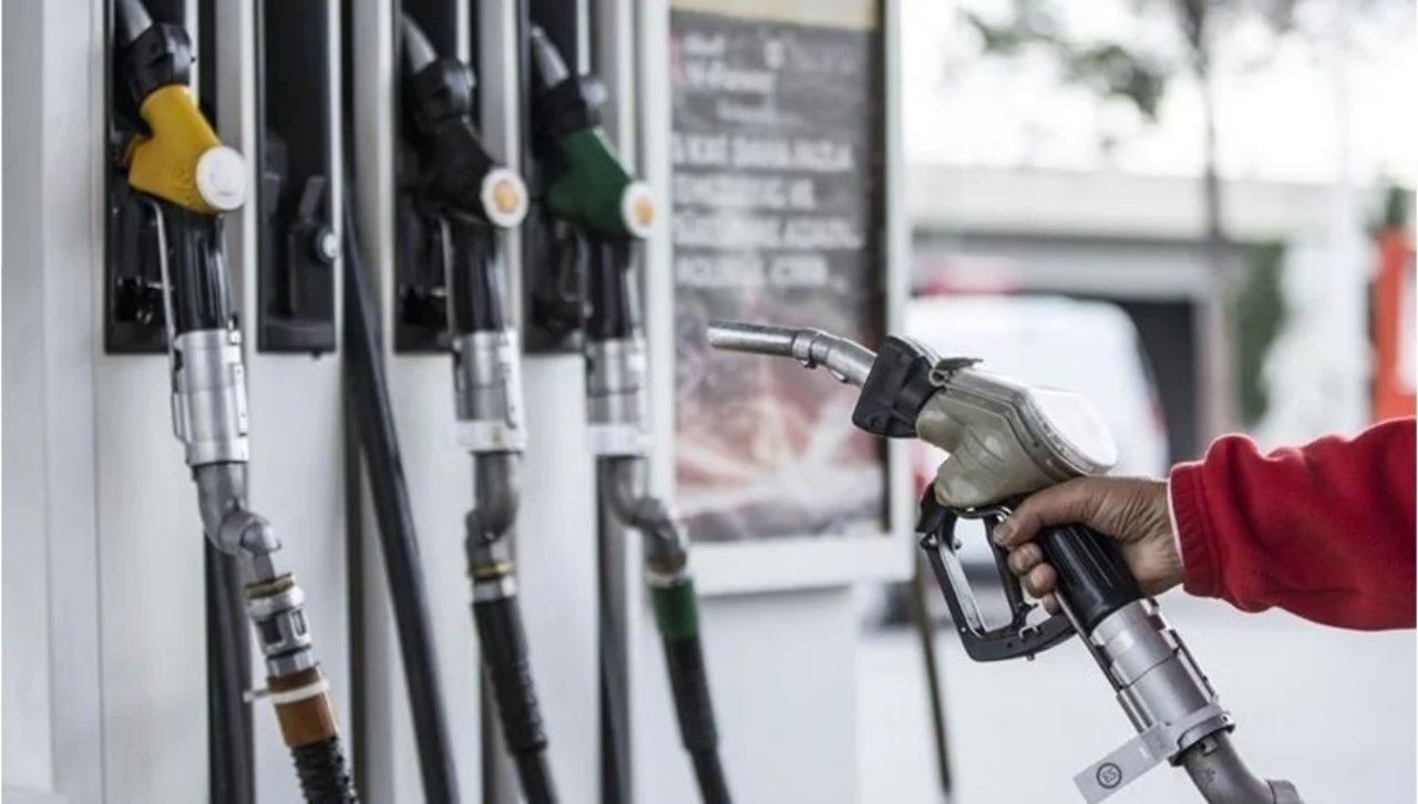 Benzine arka arkaya zam! Akaryakıt fiyatları bir kez daha güncellendi! İşte 17 Nisan 2025 güncel akaryakıt fiyatları - Sayfa 4