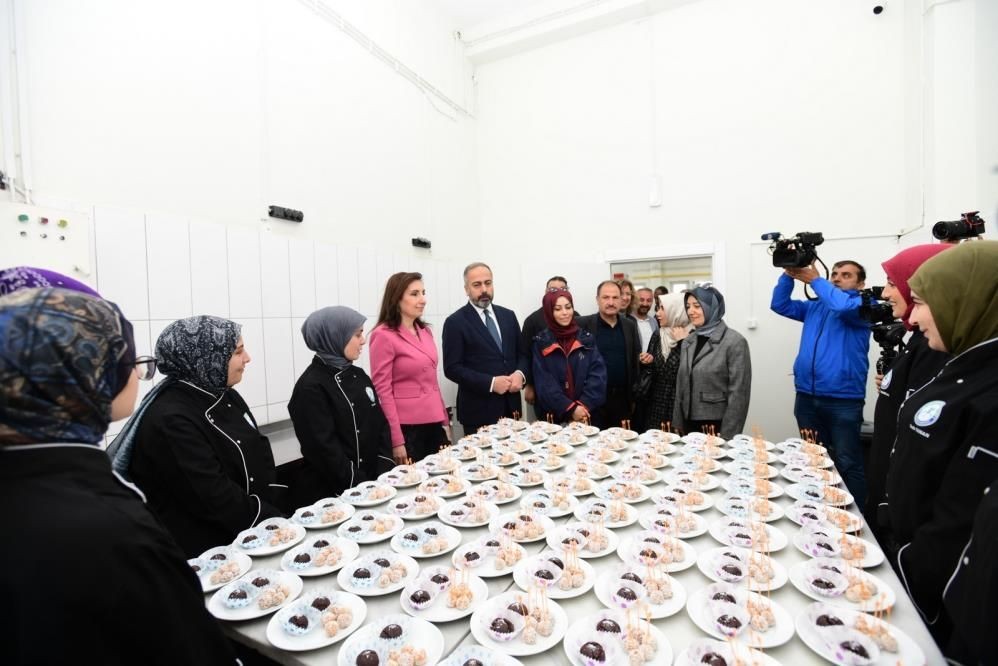Van YYÜ’de gastronomi hamlesi: Mutfak Sanatları Akademisi açıldı - Sayfa 3