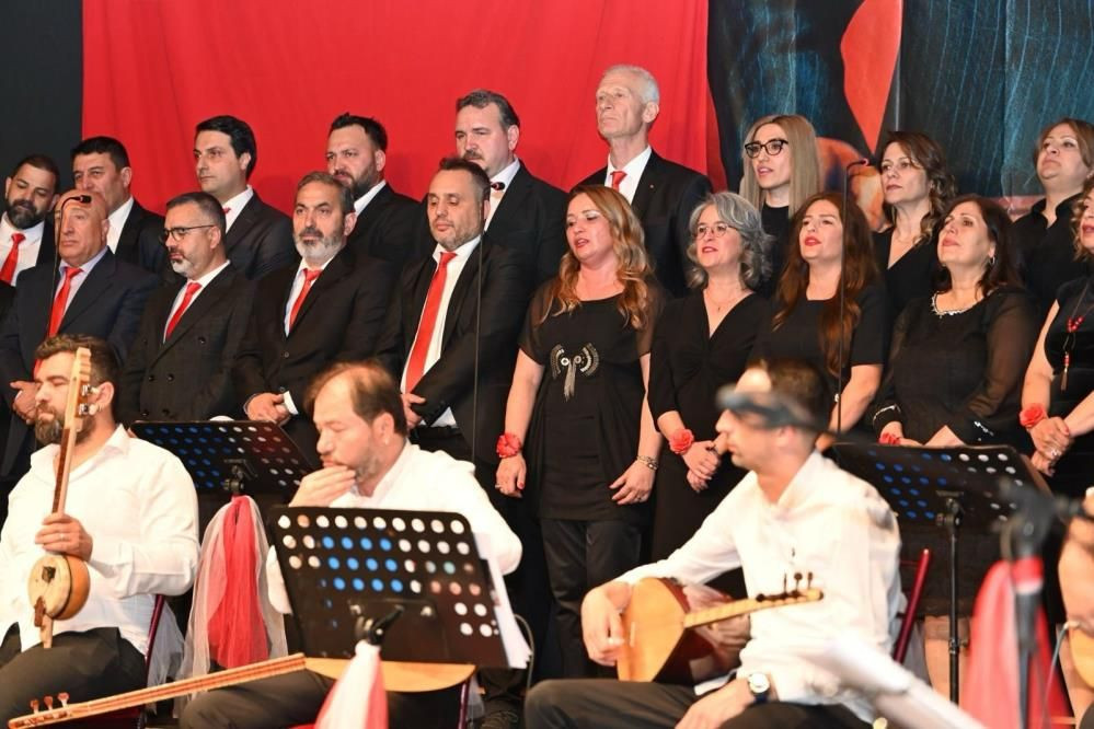 Aydın’da türkü rüzgârı: “Türkülerle Türkiye’m” konseri büyüledi - Sayfa 6