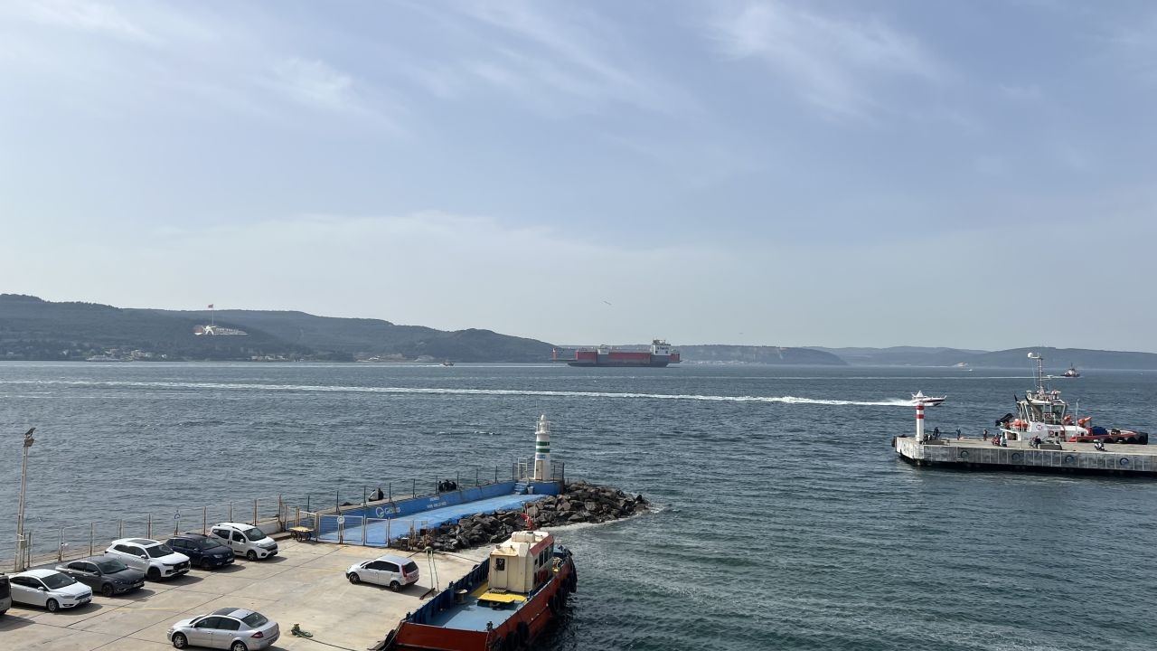 Dev yüzer havuz ‘Boka Vanguard’ Çanakkale Boğazı’nı geçti - Sayfa 4