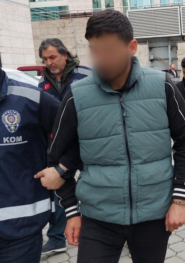 Samsun’da ehliyet sınavında kopya skandalı: Üç kardeş adliyede - Sayfa 3