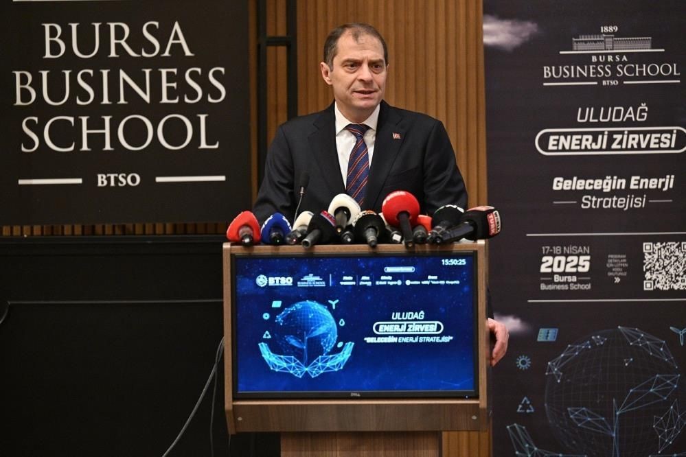 Türkiye’nin enerji devrimi: Uludağ Enerji Zirvesi’nde 2035 hedefleri açıklandı - Sayfa 1