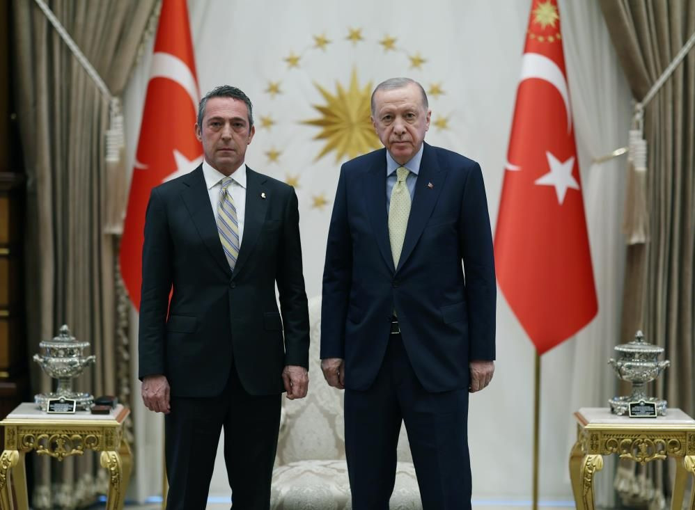 Külliye’de sürpriz kabul: Cumhurbaşkanı Erdoğan, Fenerbahçe Spor Kulübü Başkanı Ali Koç’la görüştü - Sayfa 1