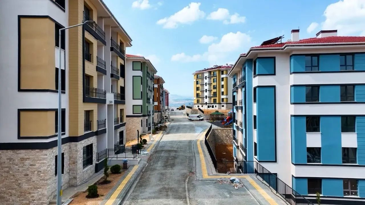 Türkiye'de yabancıların konut alımında lider değişti: Ruslar zirveye yerleşti - Sayfa 4