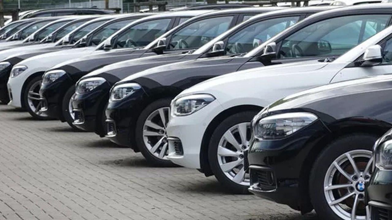 Martta trafikte rekor artış! 195 bin yeni araç yollarda - Sayfa 1