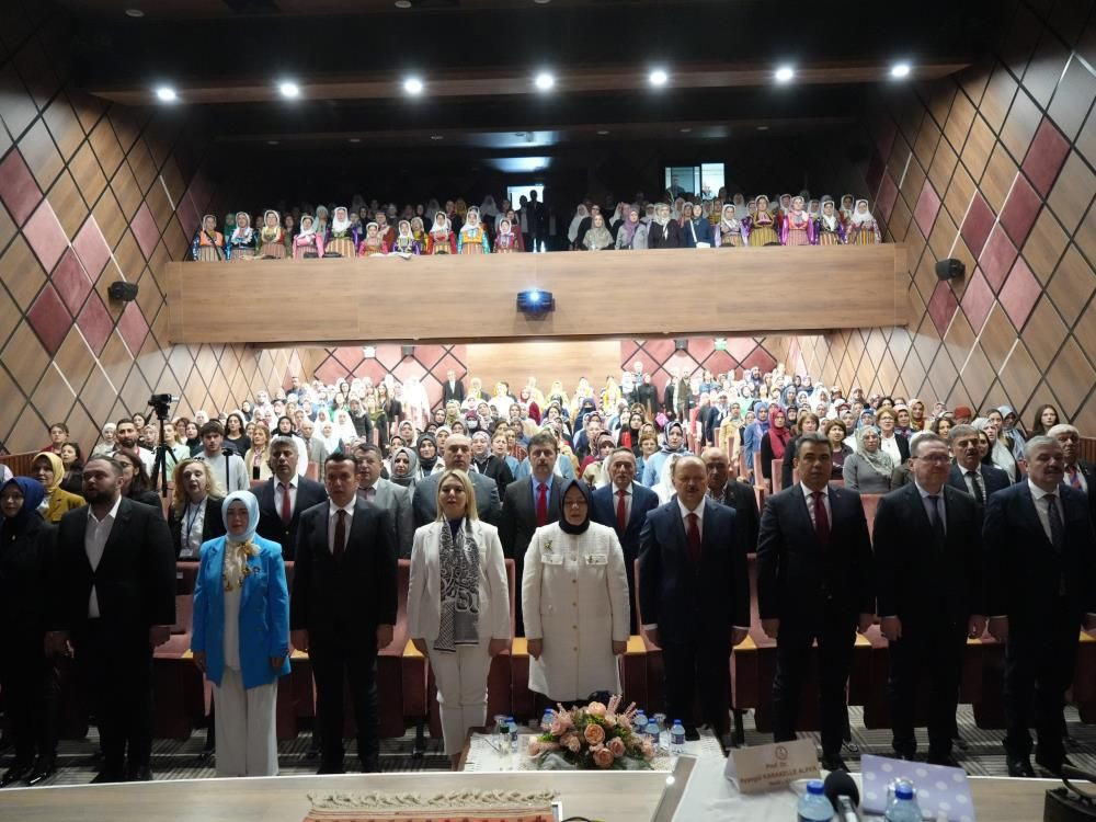 Kastamonu’da geçmişten geleceğe uzanan miras! Geleneksel Gelinlik ve Çeyizler Sergisi açıldı - Sayfa 5