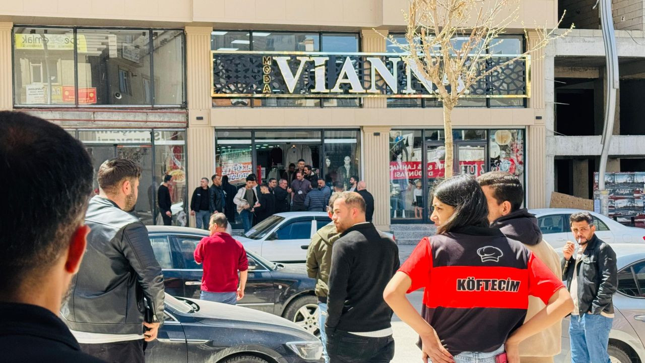 Van’da giyim mağazasında kanlı saldırı! 1 ölü, 3 yaralı - Sayfa 2