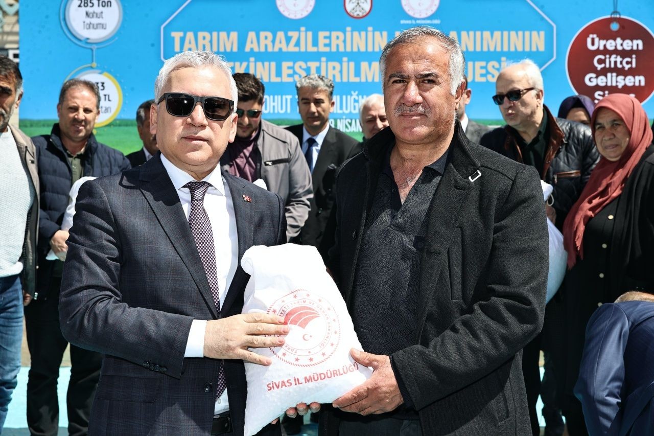 Sivas’ta çiftçilere dev destek: 285 ton nohut tohumu dağıtıldı - Sayfa 3