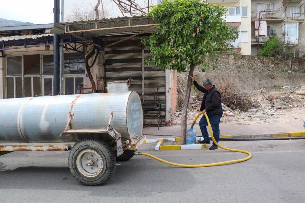 Bozdoğan’da kuraklığa karşı yenilikçi çözüm: Damacanalarla ağaçlar hayat buluyor - Sayfa 5