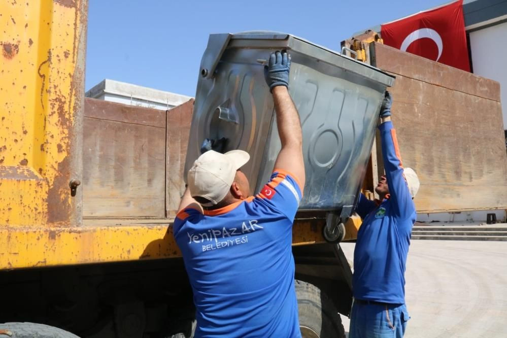 Aydın Büyükşehir’den Yenipazar’a çevre desteği: 100 çöp konteyneri hibe edildi - Sayfa 3