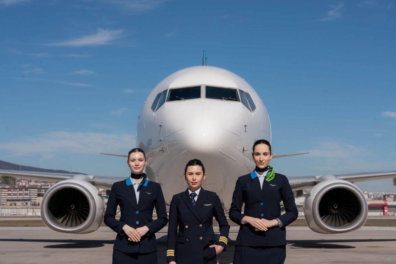 Kadın uçak pilotu sayısında rekor artış: Sadece THY bünyesinde 496 kadın pilot uçuyor - Sayfa 1