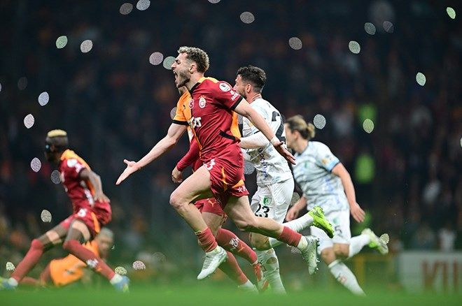 Rıdvan Dilmen'den Galatasaray maçı sonrası geceye damga vuran şampiyonluk iddiası - Sayfa 1