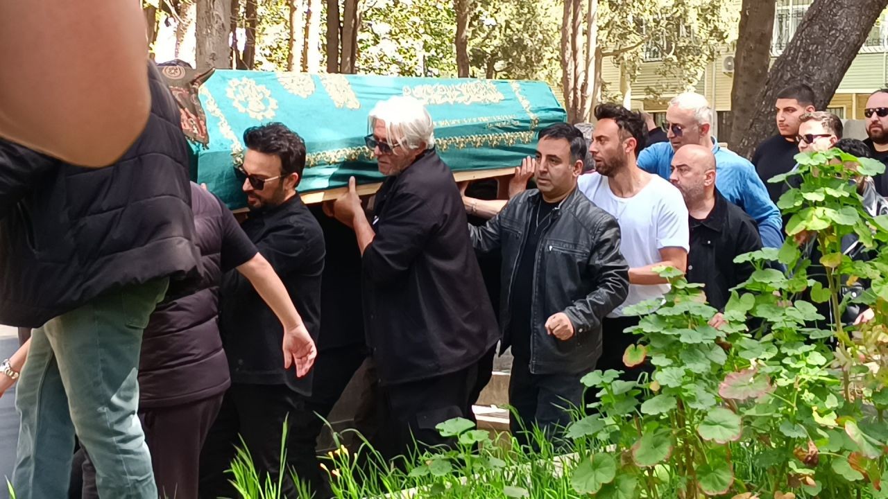 Devlet Bahçeli'den annesi vefat eden Tarkan'a başsağlığı telefonu - Sayfa 3