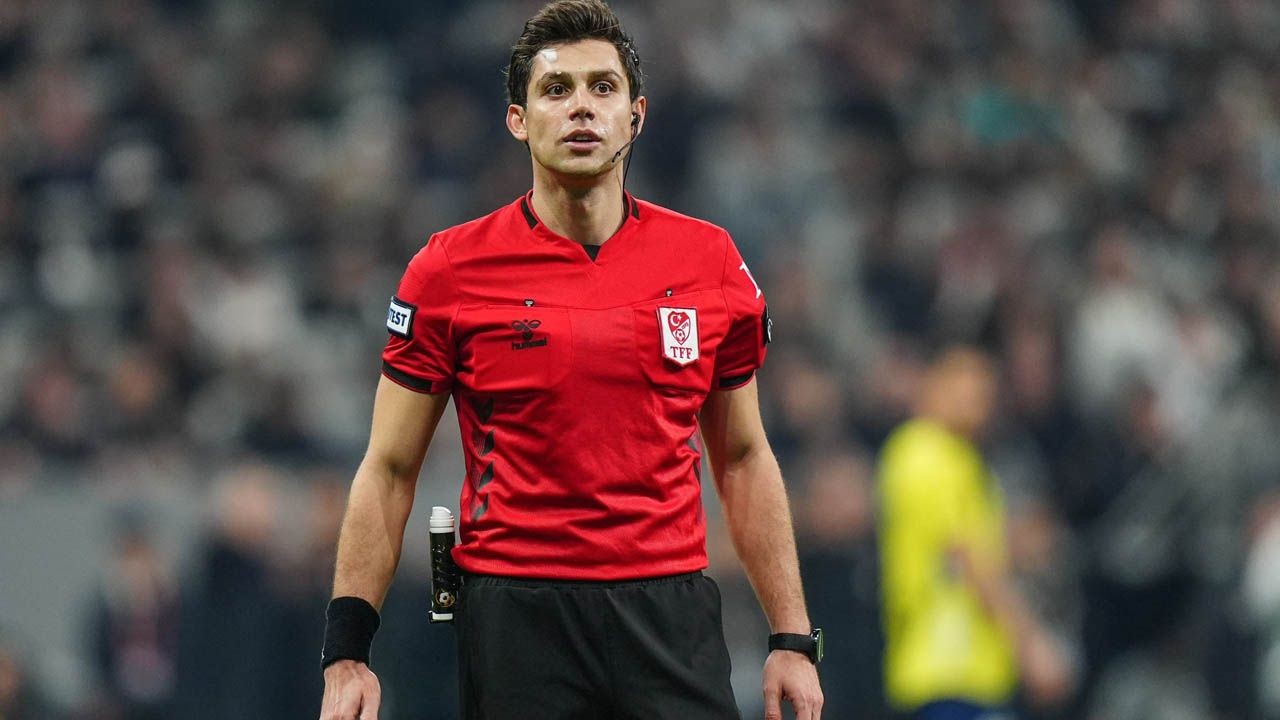 Fırat Aydınus Mehmet Türkmen'i canlı yayında yerden yere vurdu: "Hakemliği bilmiyor! Galatasaray'ın pozisyonunu yok etti, top Osimhen'deydi" - Sayfa 3