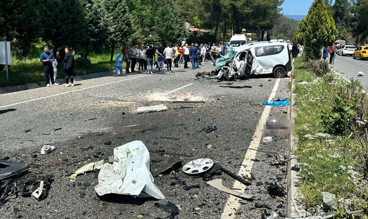 Marmaris'te karayolu savaş alanına döndü: 1 ölü, 4 yaralı - Sayfa 1
