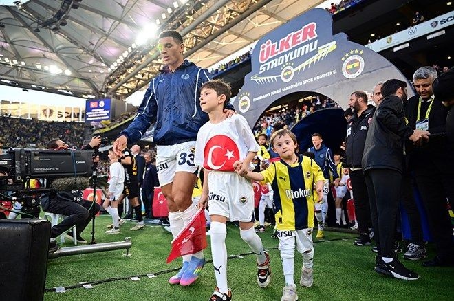 Nihat Kahveci "Yapılacak tek şey var" dedi ve Ali Koç'a bomba bir çağrıda bulundu! - Sayfa 1