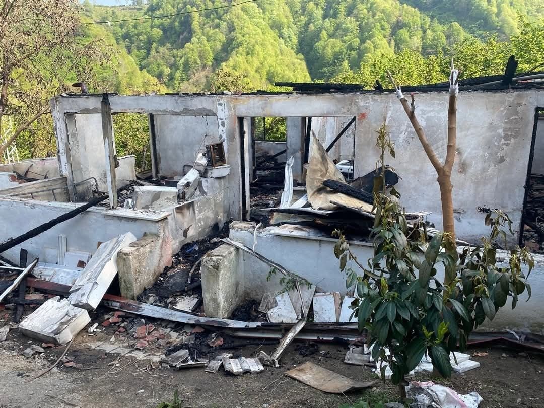 Sakarya’da korkutan yangın: Tek katlı ev küle döndü - Sayfa 4