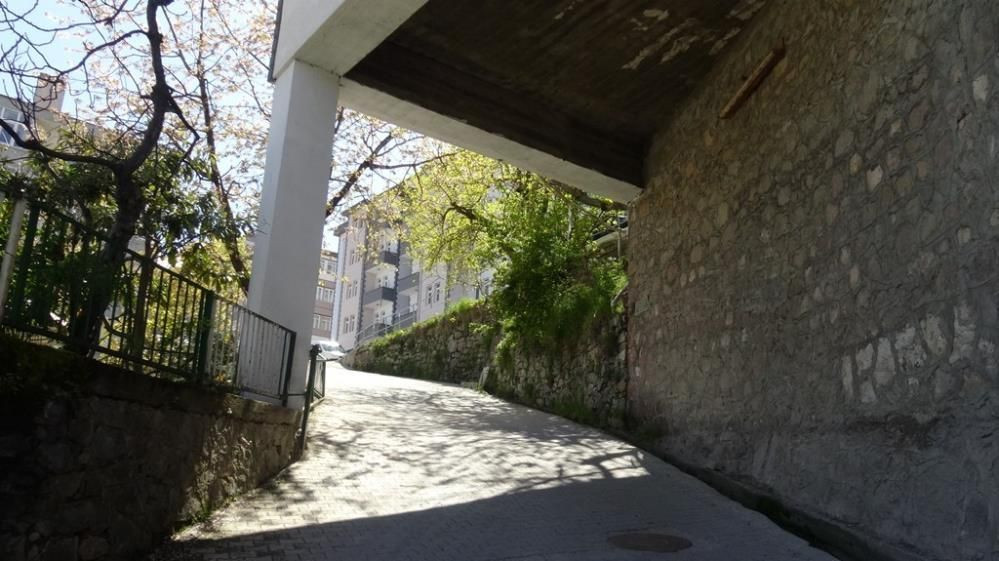 Türkiye'de eşi benzeri yok... Artvin’in “Ayaklı Camisi”: Altından yol geçen mimari harika - Sayfa 3