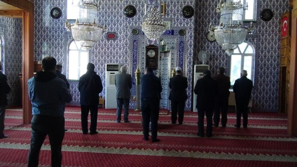 Türkiye'de eşi benzeri yok... Artvin’in “Ayaklı Camisi”: Altından yol geçen mimari harika - Sayfa 2