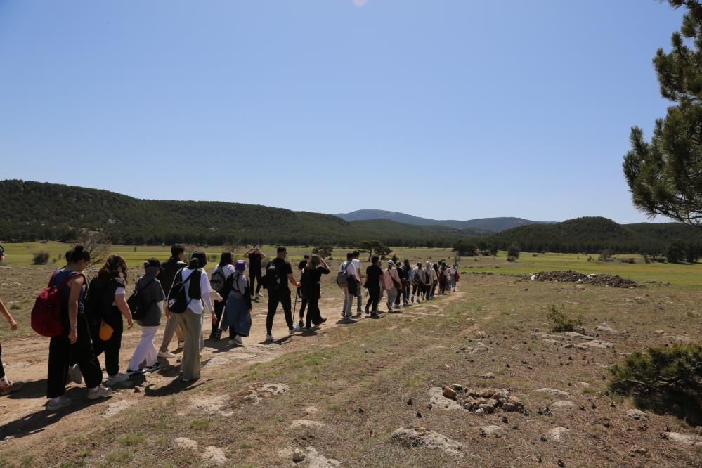 Eskişehir’de üniversite öğrencilerine tarihi Frig Vadileri gezisi - Sayfa 1