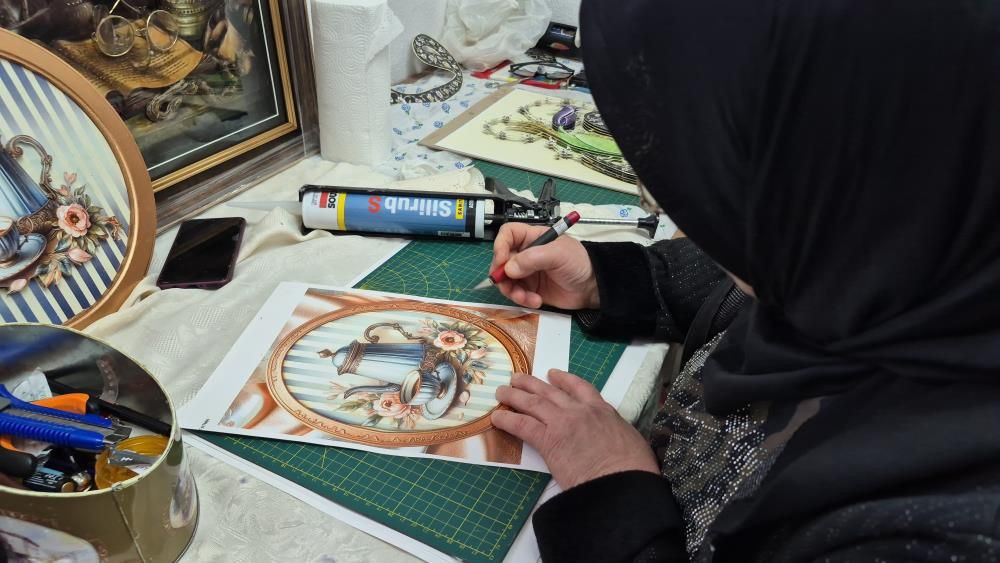 Düzce’de rölyef sanatı: Kağıtla üç boyutlu eserler hayat buluyor - Sayfa 8