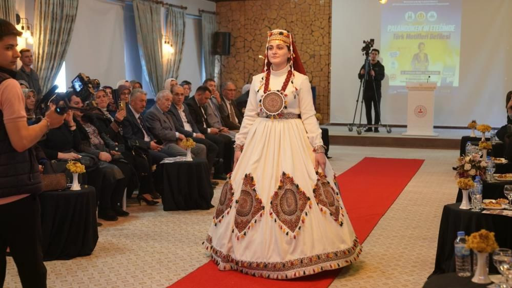 Palandöken’in eteğinde Türk motifleri defilesi görsel şölen sundu - Sayfa 12