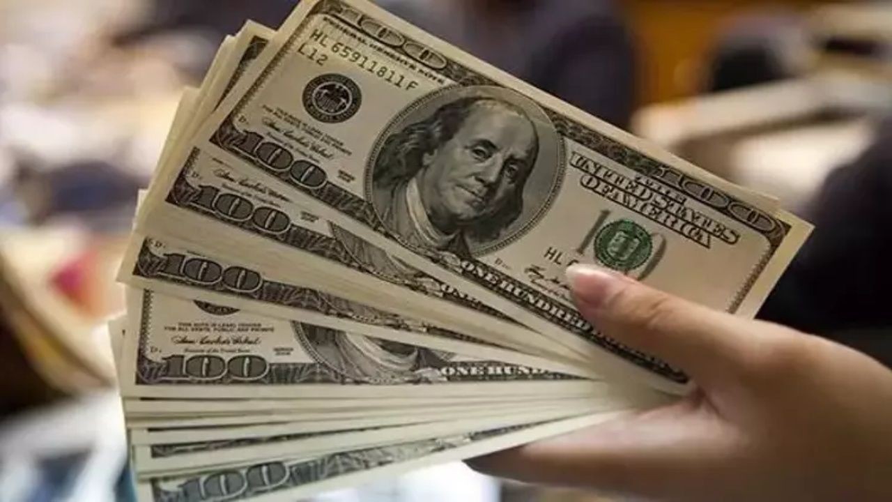 Trump’ın Powell eleştirisi doları vurdu! Dolar son 3 yılın en dip seviyesinde - Sayfa 1