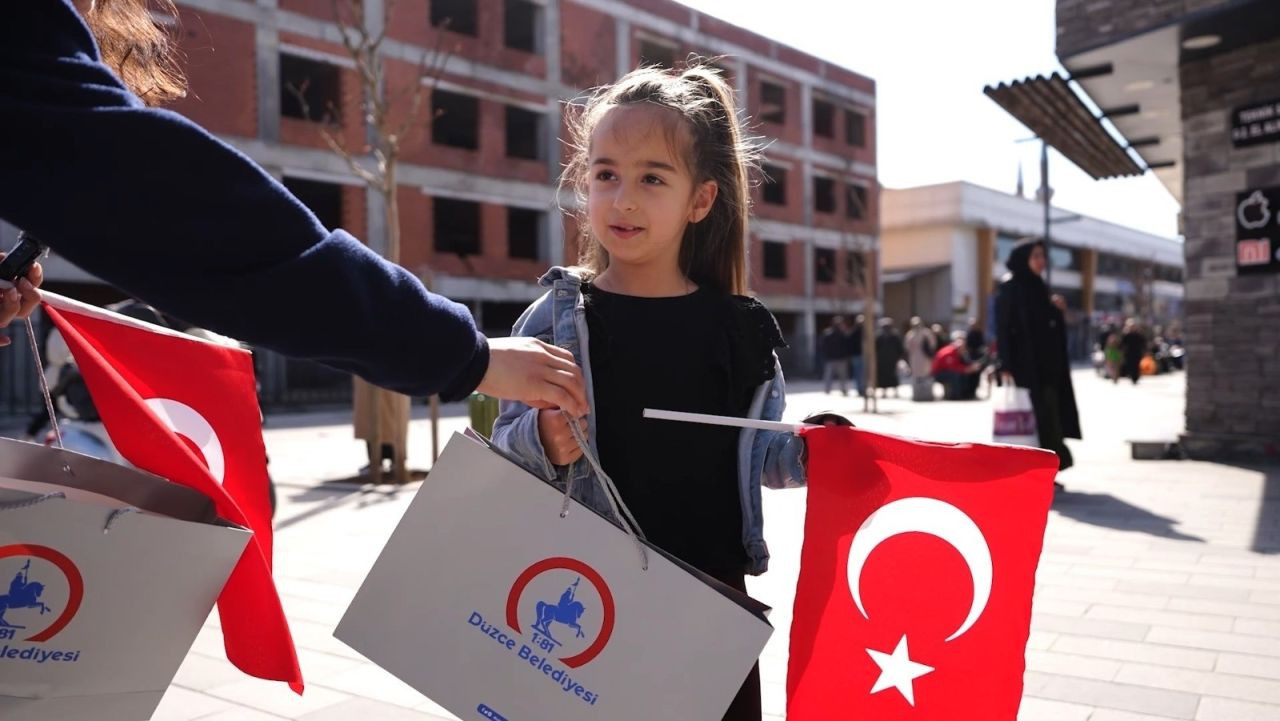 Düzce’de seksek coşkusu! Kaldırımlarda çocukluk anıları canlandı - Sayfa 6