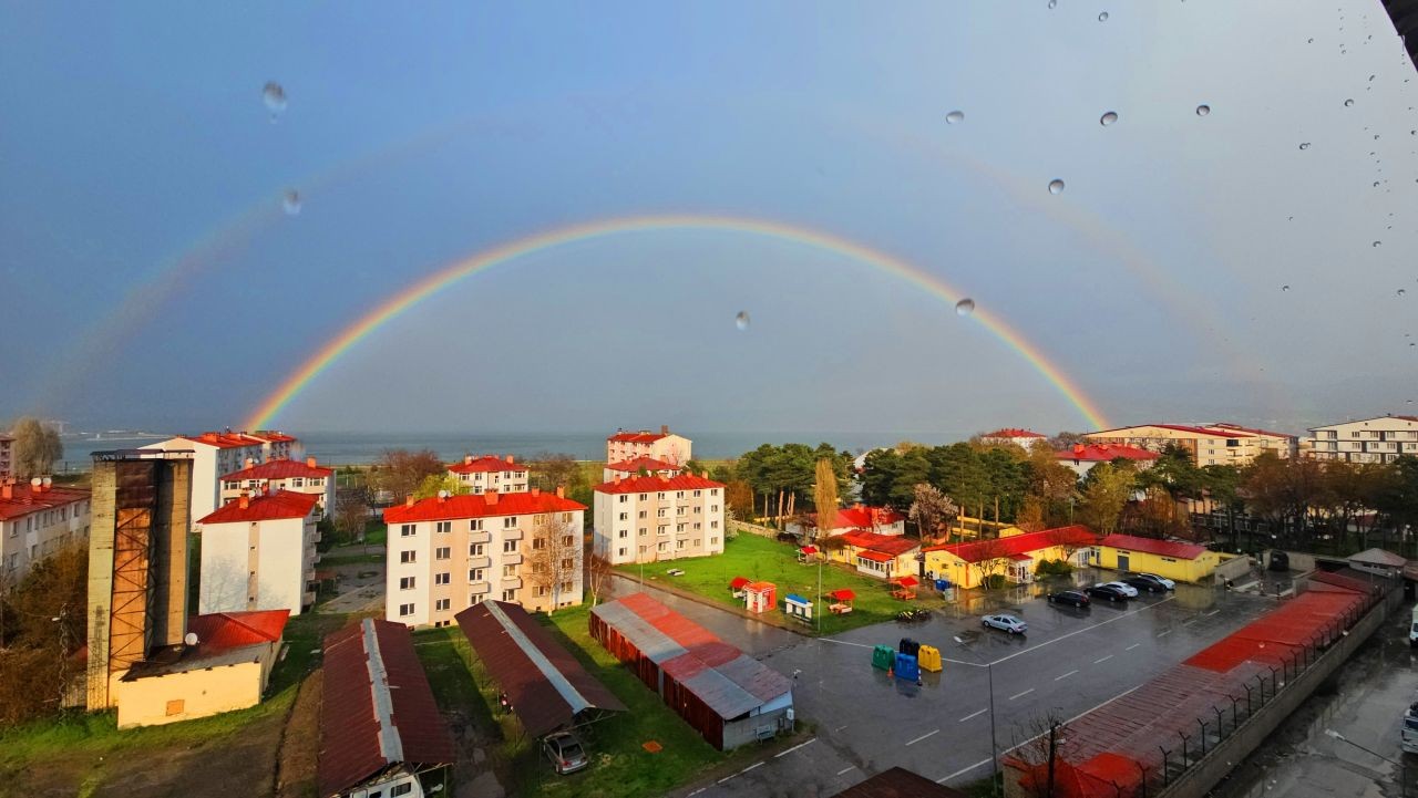 Tatvan’da doğa harikası! Yağmur sonrası gökkuşağı mest etti - Sayfa 3