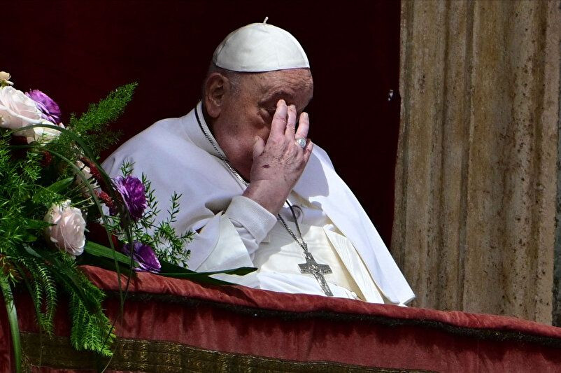 Papa'nın açık tabuttaki ilk görüntüleri paylaşıldı! Yüzüğü imha edildi... Cenazesinde bir ilk yaşanacak! - Sayfa 6