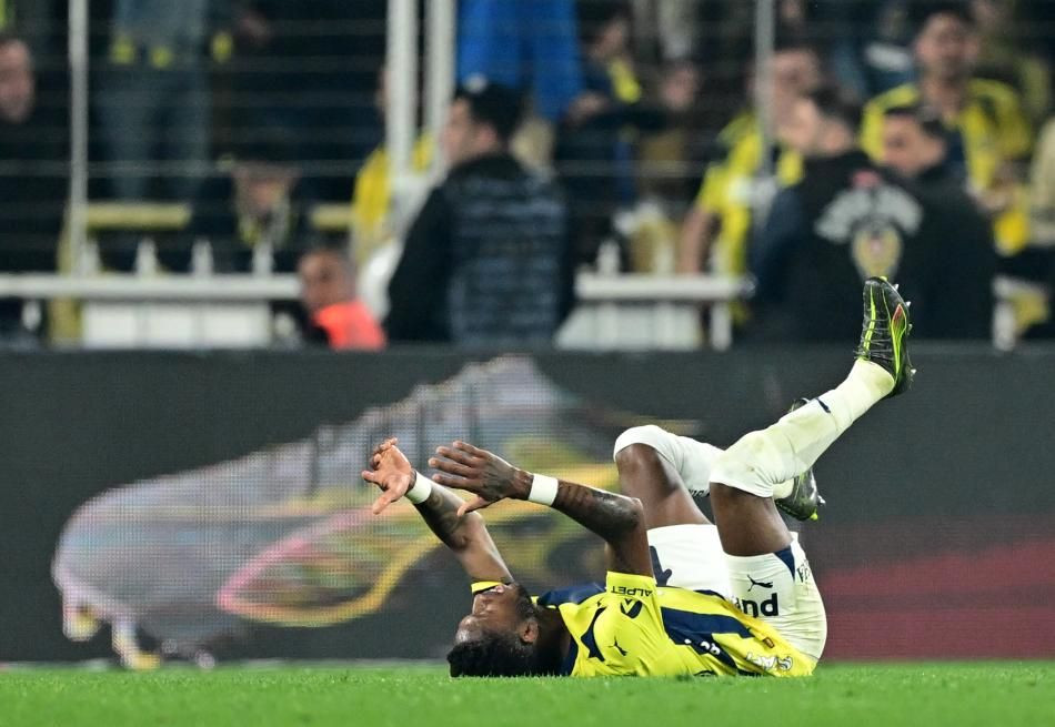 Fenerbahçe'de ipler tamamen koptu: 11 futbolcunun bileti kesildi! Sezon sonu yolcular - Sayfa 4