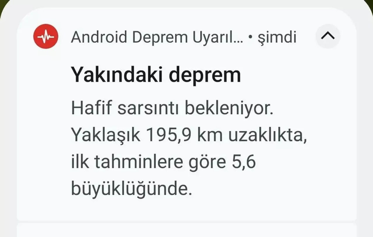 İstanbul depreminde kritik anlar! Telefonlara saniyeler önce uyarı geldi - Sayfa 6