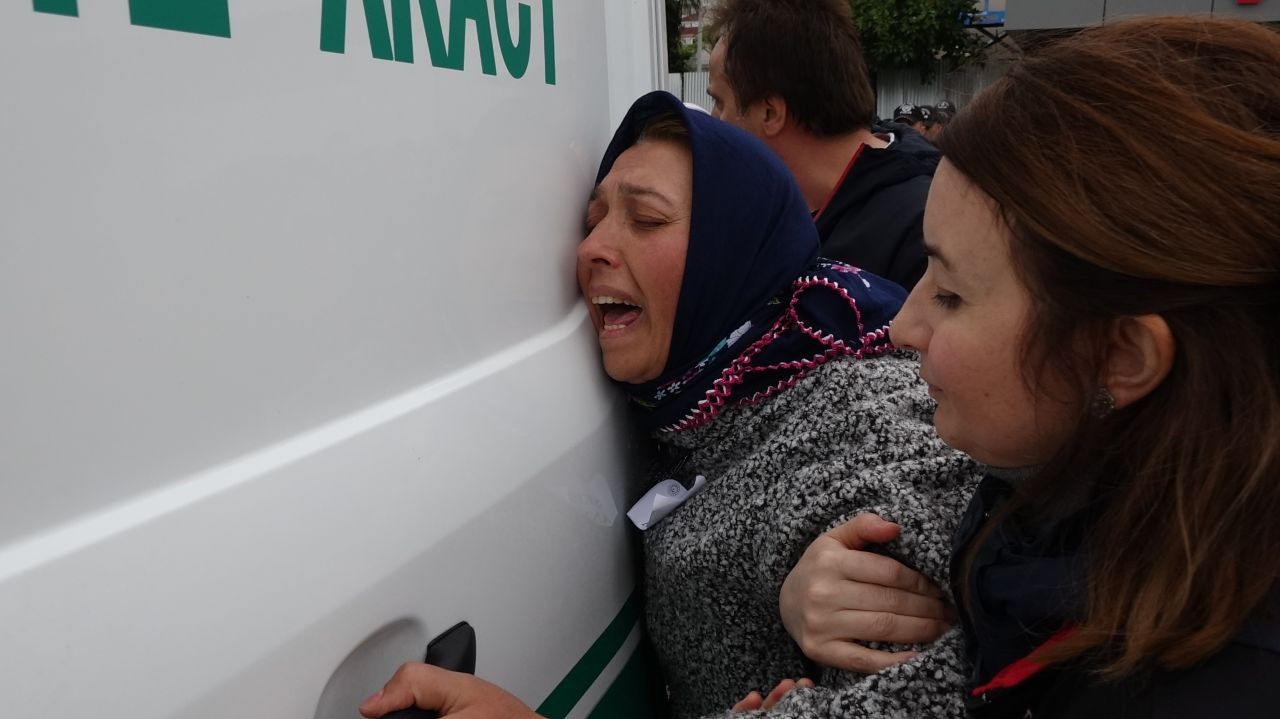 Trabzon’a şehit ateşi düştü! Şehit Piyade Uzman Onbaşı Berat Mecit Day'ın cenazesi evine getirildi - Sayfa 4